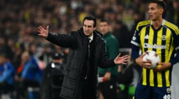 فيديو صادم.. إيمري يعتدي على نجم أستون فيلا خلال مواجهة فنربخشة بالدوري الأوروبي